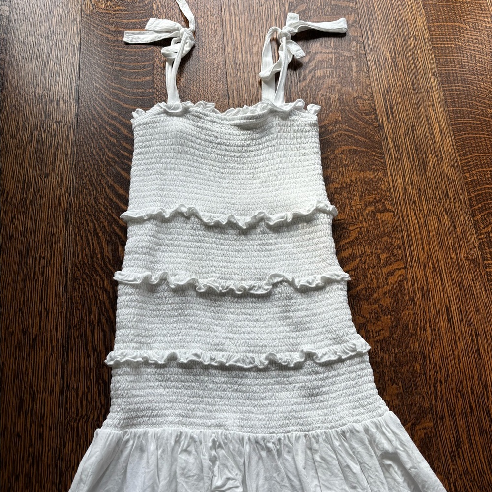 Katie J NYC White Ruffled Sleeveless Dress sz S